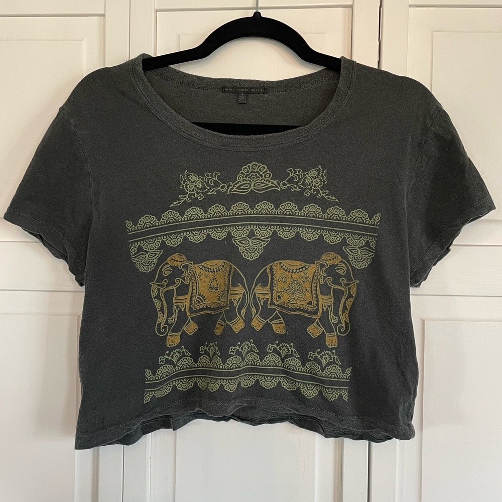 TRULY MADLY DEEPLY CROPPED T-SHIRT